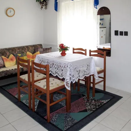 Holiday Sylvia - Sza332 بيت للعطل Balatonföldvár